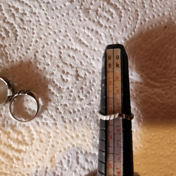 Vintage Sterling silver ring bundle sizes 2-4 - Picture 10 of 16